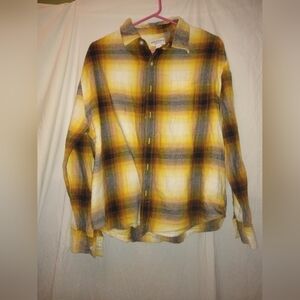 Arizona Jean Company Men's Plaid Shirt in Yellow and Black
